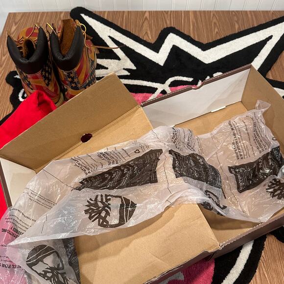 Timberland 6" Boot Supreme Stars & Stripes Wheat - Size 11.5 - Like New - Picture 16 of 16